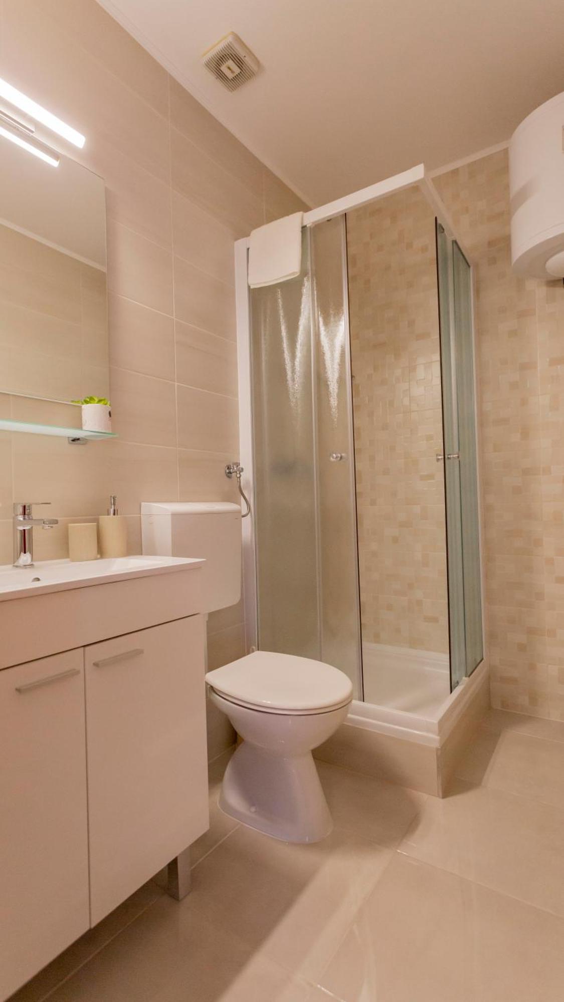 Baska Voda Apartments - Steps From The Beach, Free Parking, Central Location 外观 照片