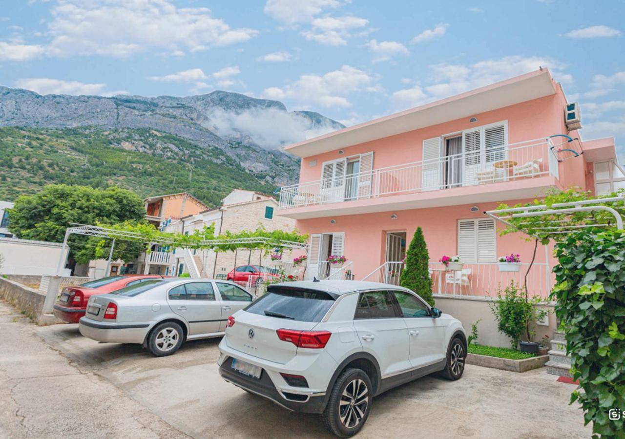 Baska Voda Apartments - Steps From The Beach, Free Parking, Central Location 外观 照片