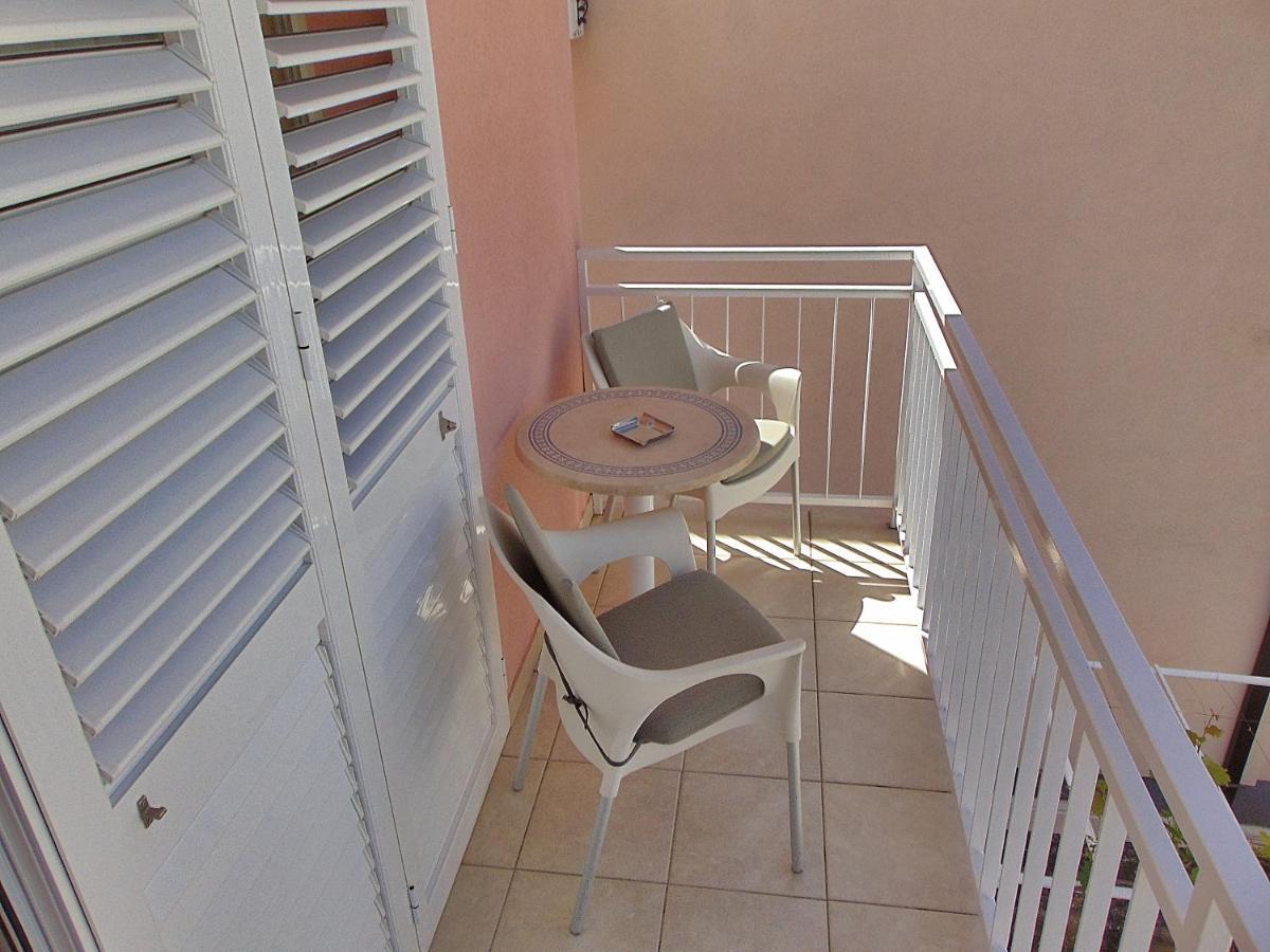 Baska Voda Apartments - Steps From The Beach, Free Parking, Central Location 外观 照片